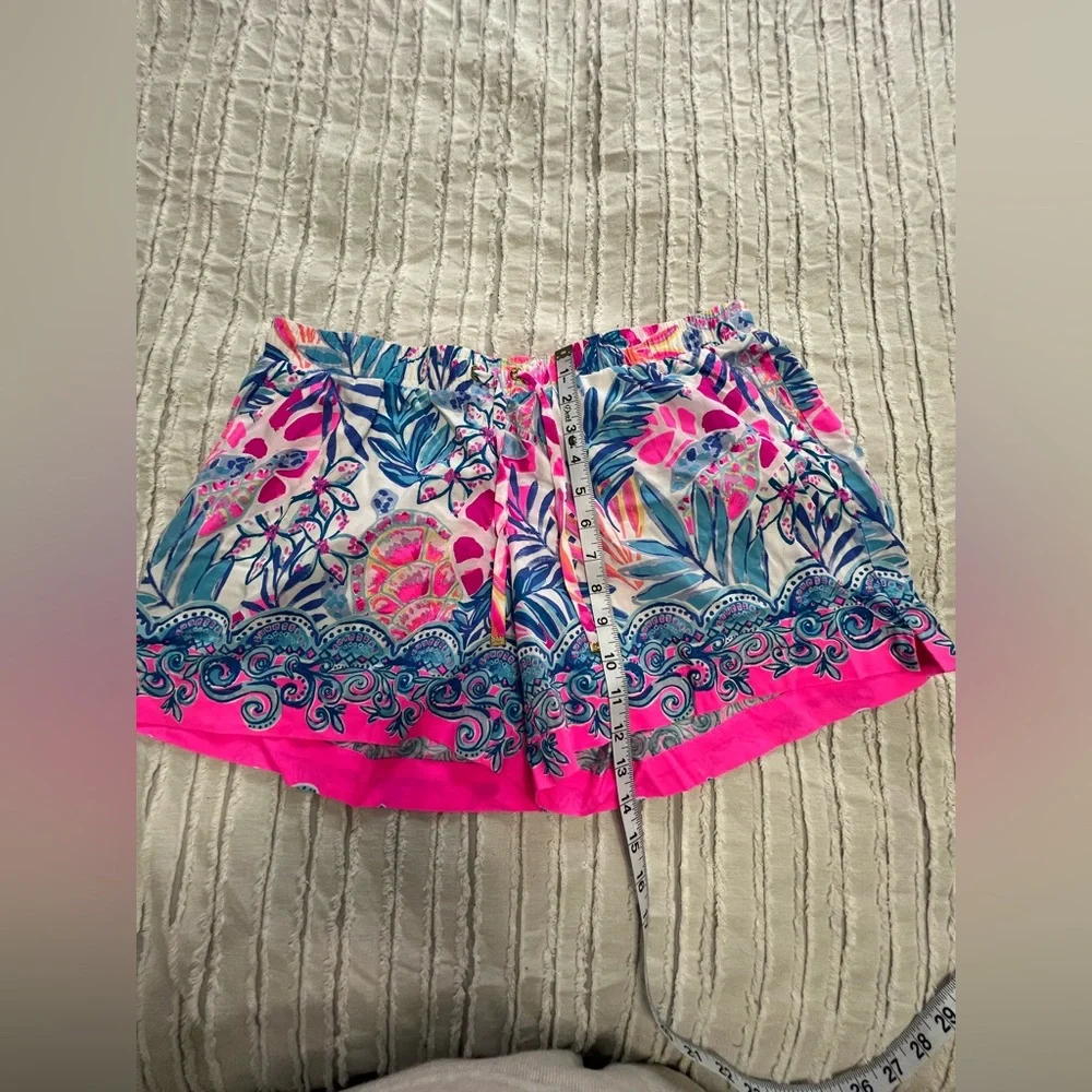 Lilly Pulitzer Shorts - Picture 7 of 8
